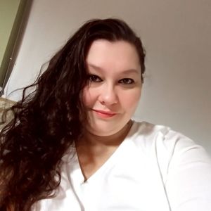 Meet your Posher, Edith